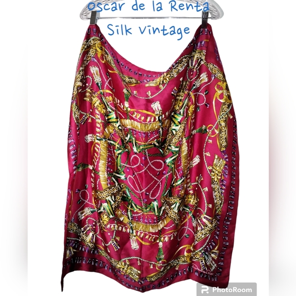 Oscar de la Renta Accessories - Vtg Oscar de la Renta silk scarf drapery cord graphic 30x30"